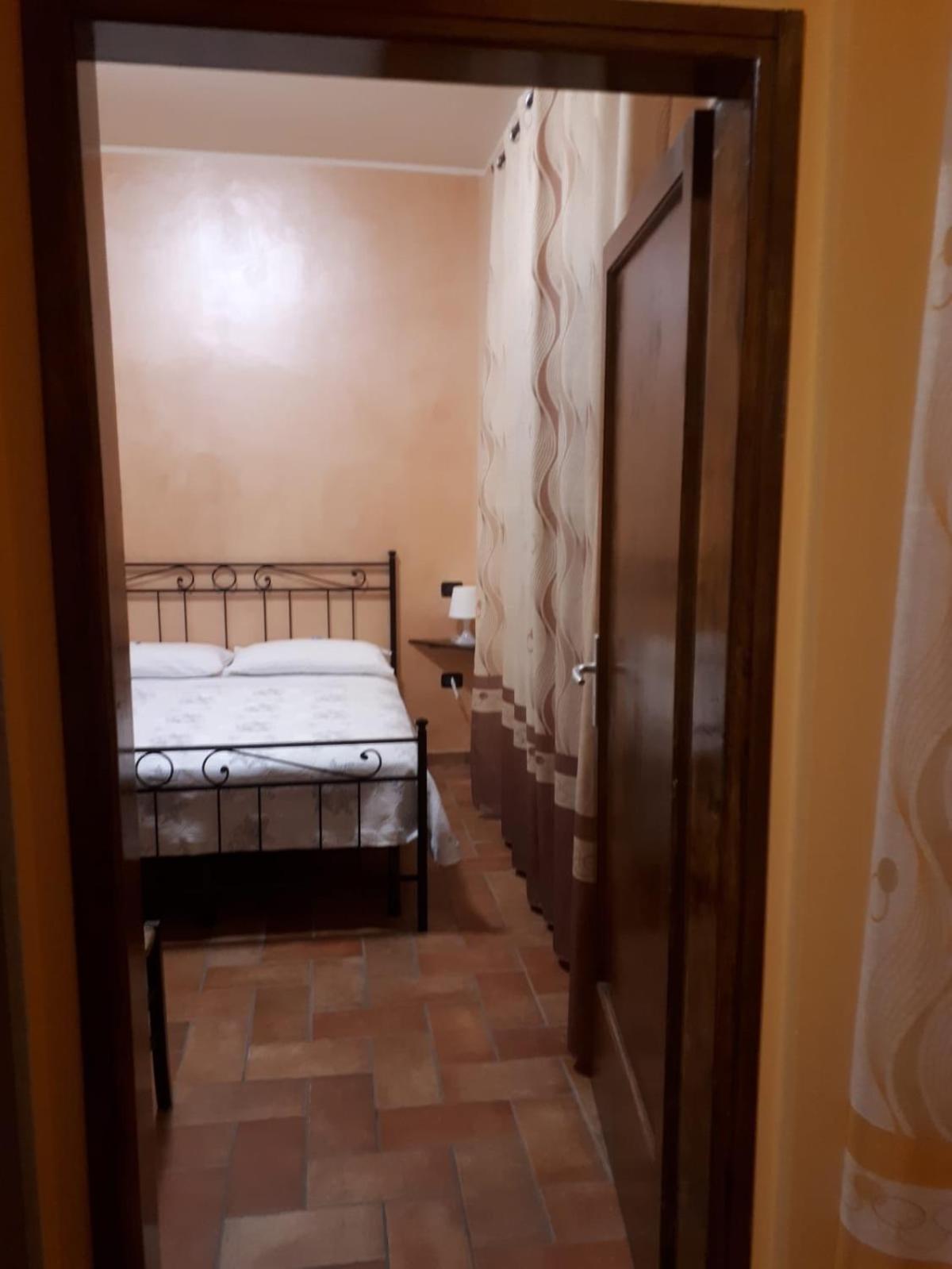 La Casa Dei Nonni Hotel Torre Orsina Kültér fotó