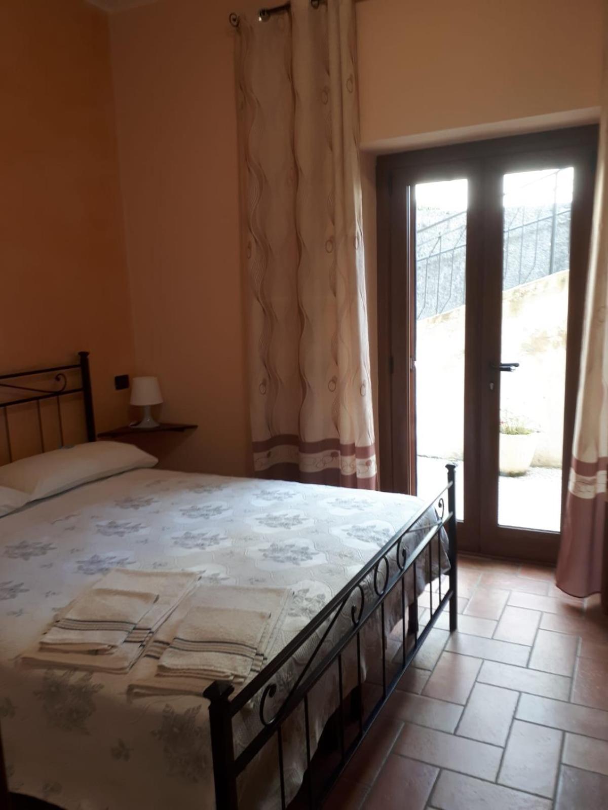 La Casa Dei Nonni Hotel Torre Orsina Kültér fotó
